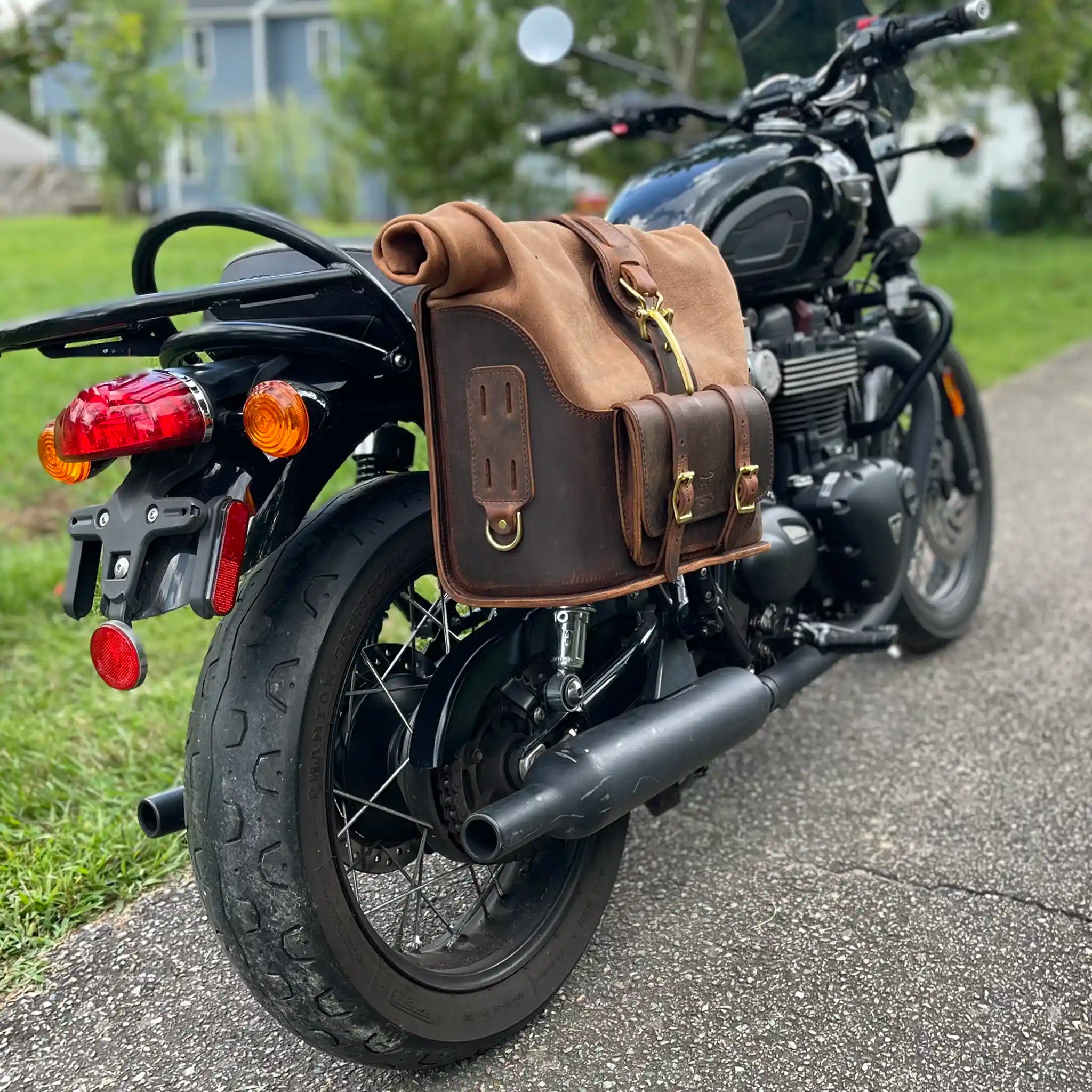 Universal Leather Rolltop Pannier - URP01 (Solo Bag)