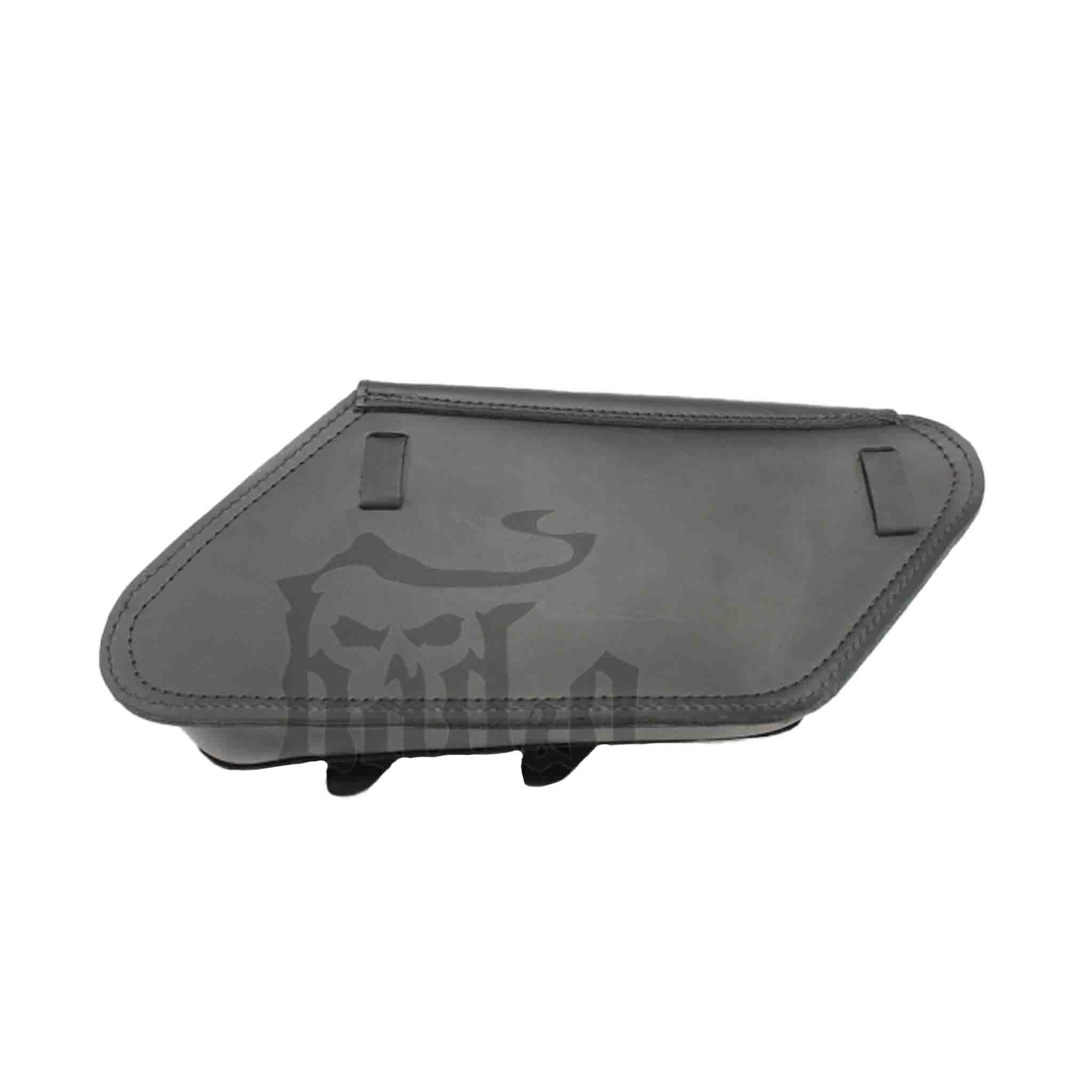 Upgrade your Harley-Davidson® Dyna with the DL04 Dyna Left Side Solo Bag. Hand crafted in USA with premium leather and top quality hardware. Durable and stylish, it's the perfect fit for your motorcycle.